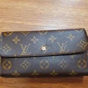 Authentic Vintage LV Monogram Wallet